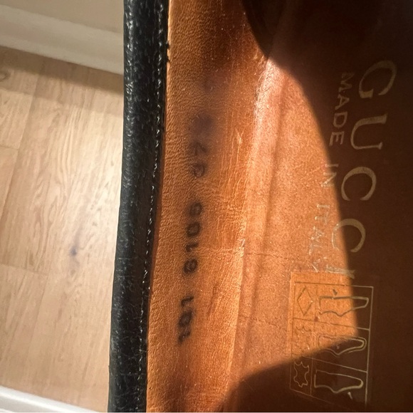 AUTHENTIC GUCCI WOMENS LOAFERS size 7.5 - Picture 3 of 7